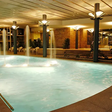 Mercure 4*