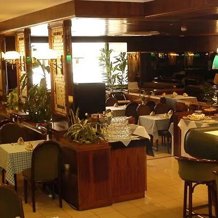 Mercure 4* 안도라라베야